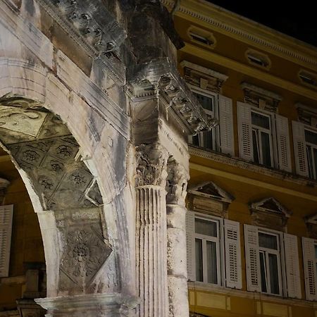 Teslina Apartments Pula Exterior foto
